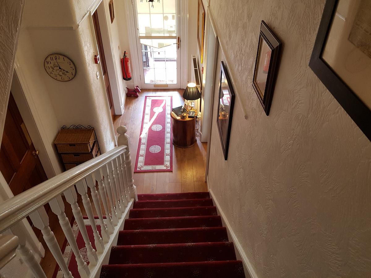 St Leonards Guest House Largs Buitenkant foto